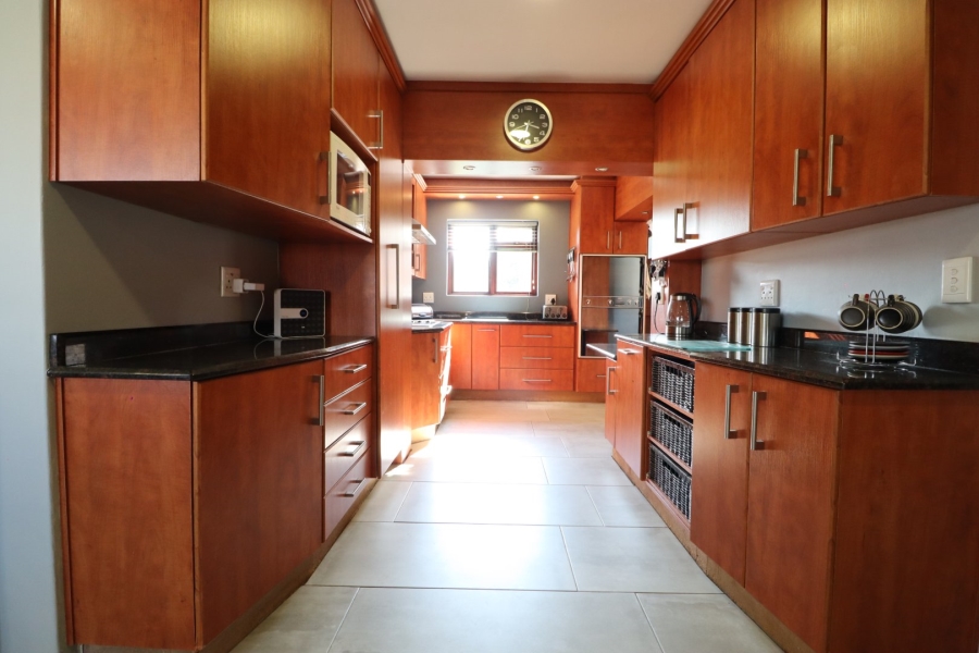 3 Bedroom Property for Sale in Sherwood Eastern Cape